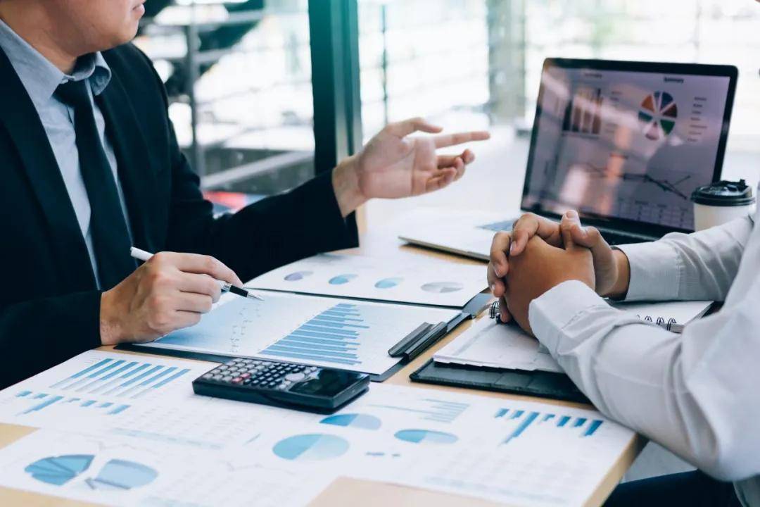 Can a PR Register a Company in Singapore?